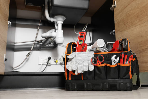 Best Local Plumber Services  in Rainbow Lakes Estates, FL